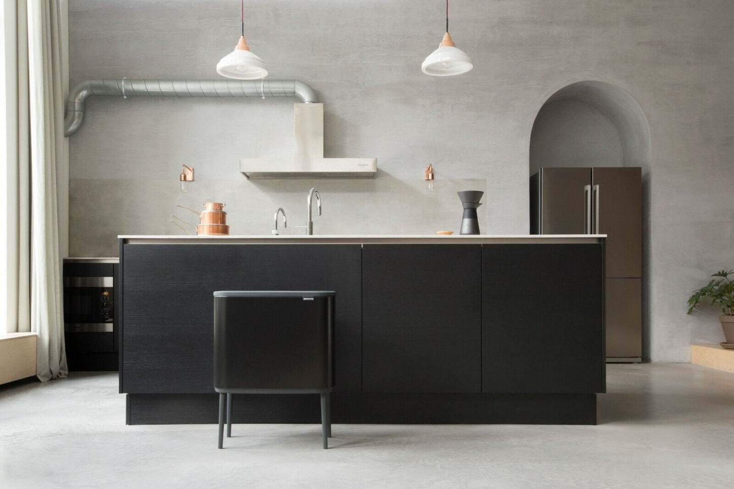 Brabantia Kitchen Touch Bin HI 36L | Matte Black