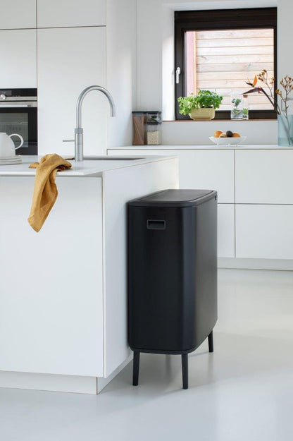 Brabantia Kitchen Touch Bin HI 60L | Matt Black