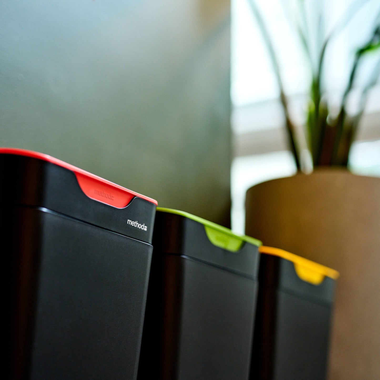 Method Office Recycling Bin Touch Lid 60L | Green Organics